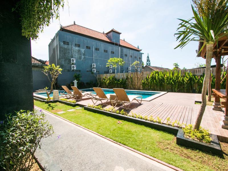 Srikandi Inn Kuta Selatan Eksteriør bilde
