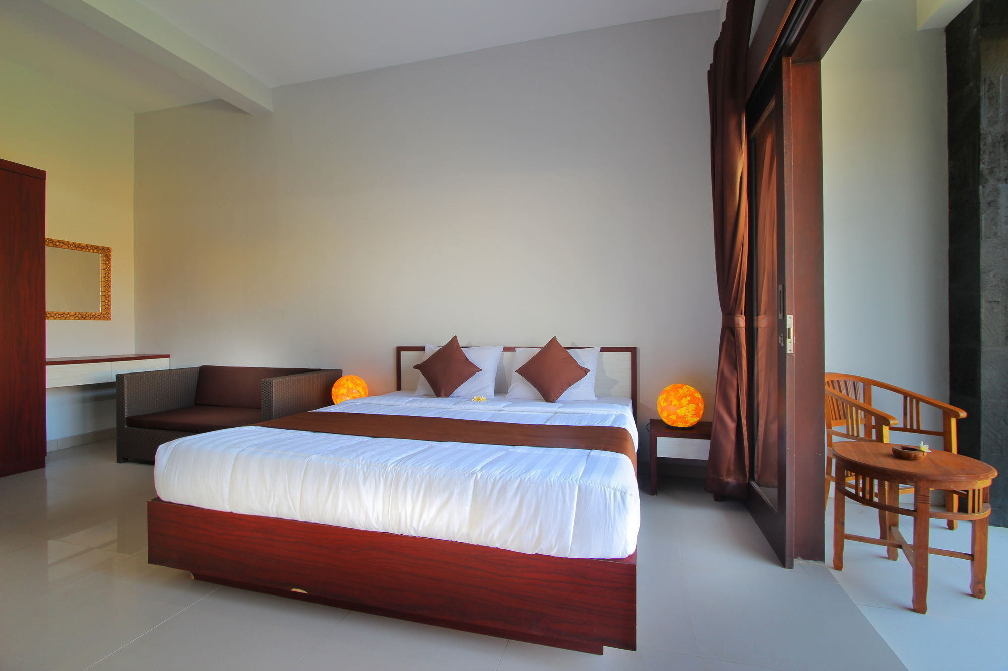 Srikandi Inn Kuta Selatan Eksteriør bilde