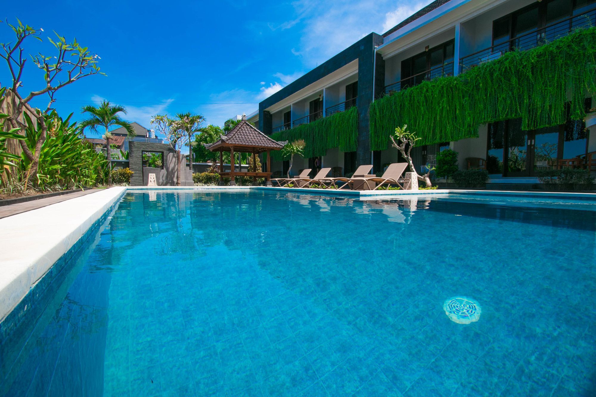 Srikandi Inn Kuta Selatan Eksteriør bilde